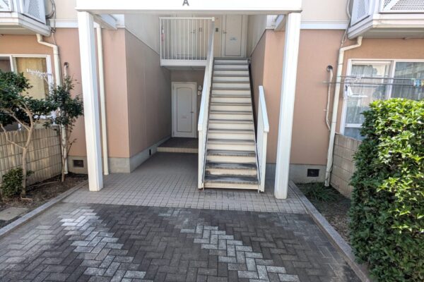 ラフォーレ若松Ｂ棟　軽量鉄骨造1階/2階建て　3DK