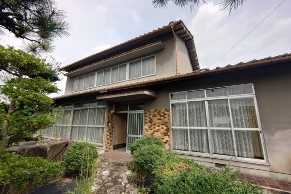 府中市中須町　木造　7LDK　中古住宅