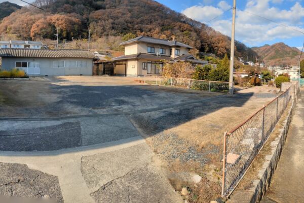 府中市目崎町　7LDK　木造2階建て　中古住宅