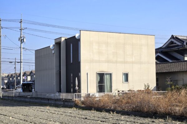 新涯町　3LDK+S　貸戸建住宅