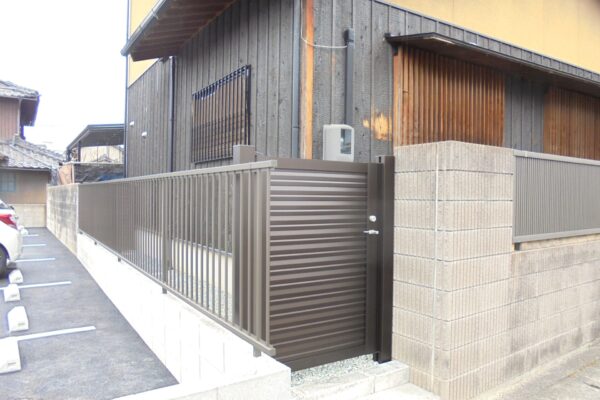 貸家解体～フェンス・駐車場新設工事