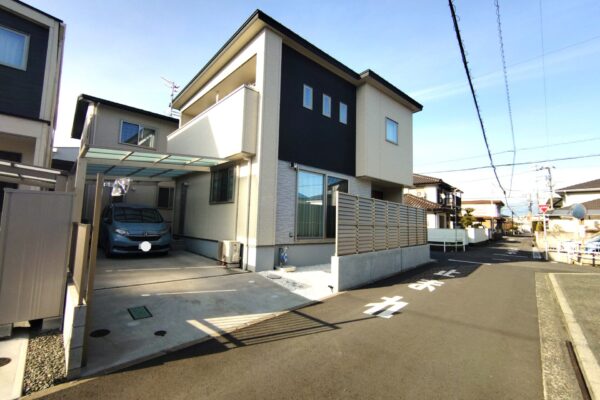 福山市沖野上町5丁目　木造2階建　3SLDK　中古住宅